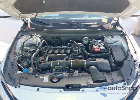 2018 Honda Accord Sport z USA, uszkodzony, nr VIN 1HGCV1F3XJA264460